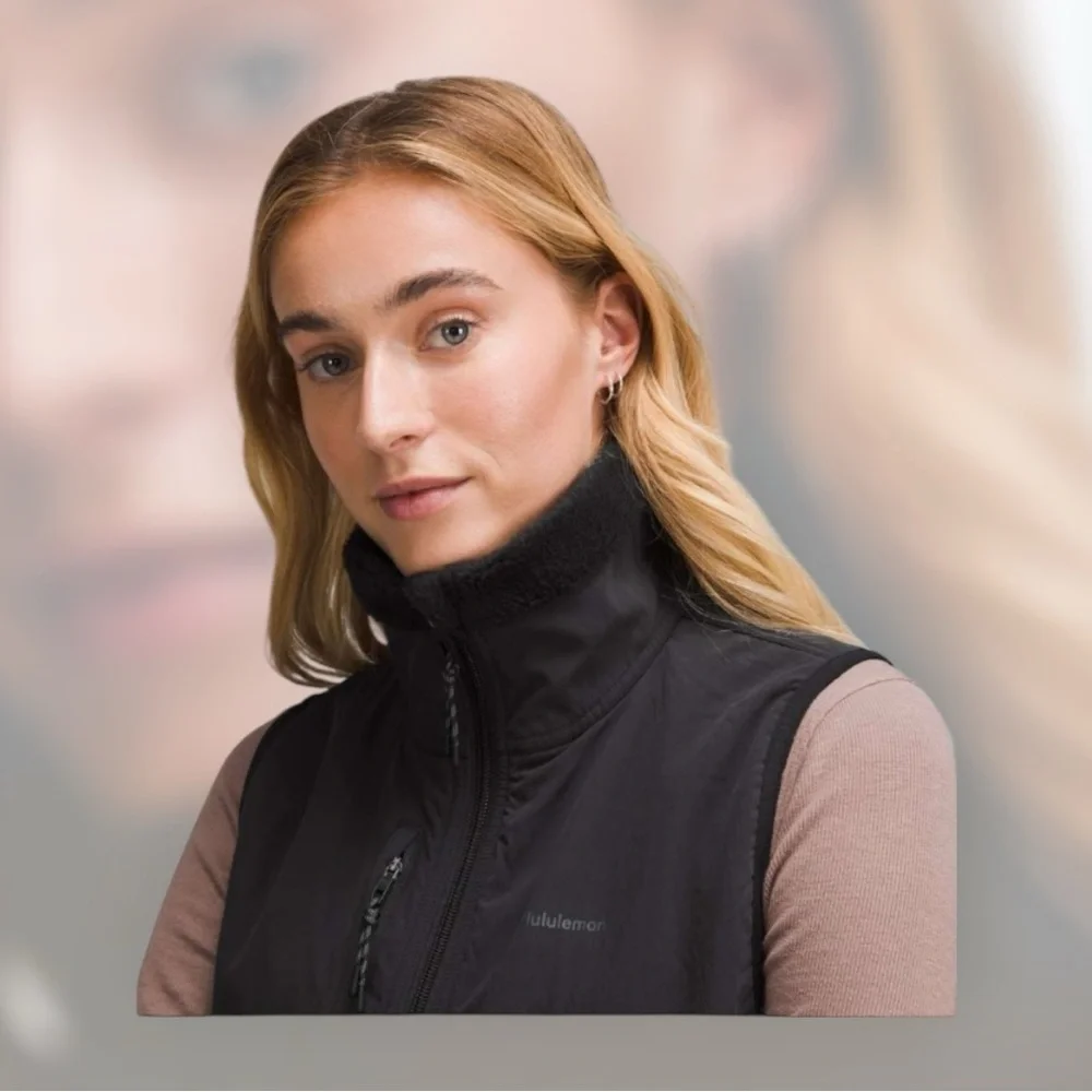 Lululemon Cinch-Hem Fleece Vest
Black / Super Dark - Picture 3 of 10